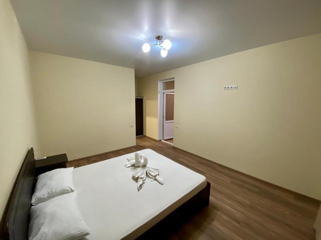 Mini Hotel Diva Alakhadze Exterior photo