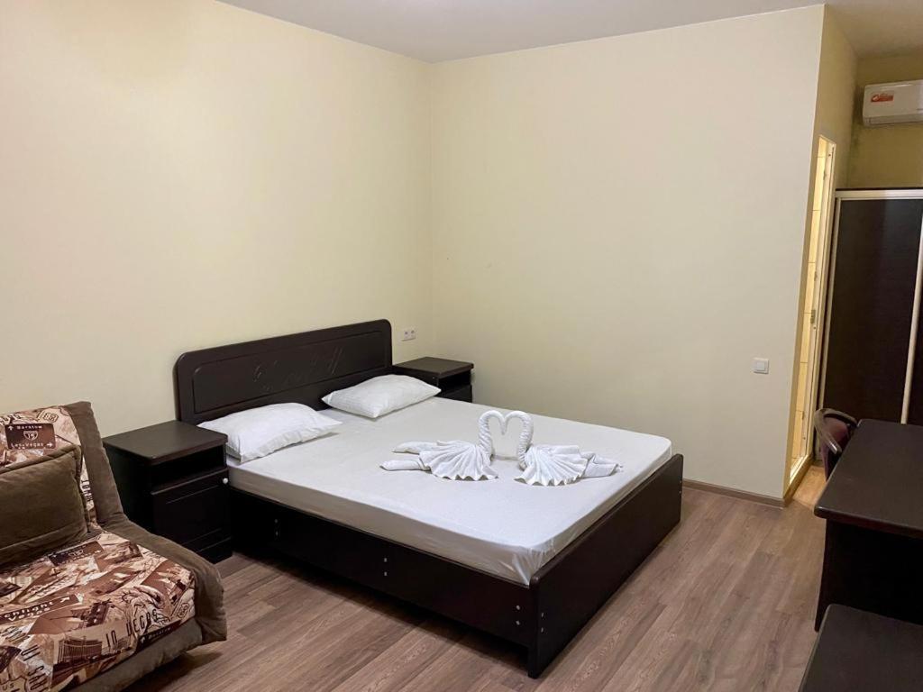 Mini Hotel Diva Alakhadze Exterior photo