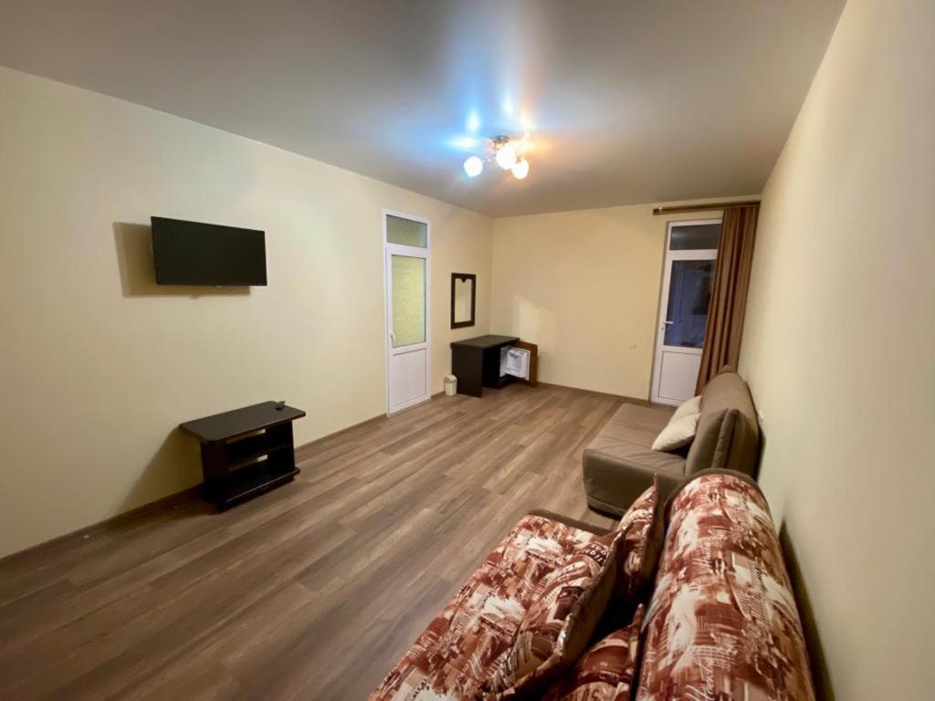 Mini Hotel Diva Alakhadze Exterior photo